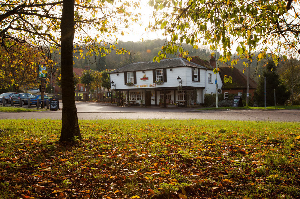 The White Hart Hotel Stockbridge  Bagian luar foto
