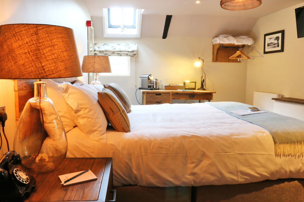 The White Hart Hotel Stockbridge  Bagian luar foto