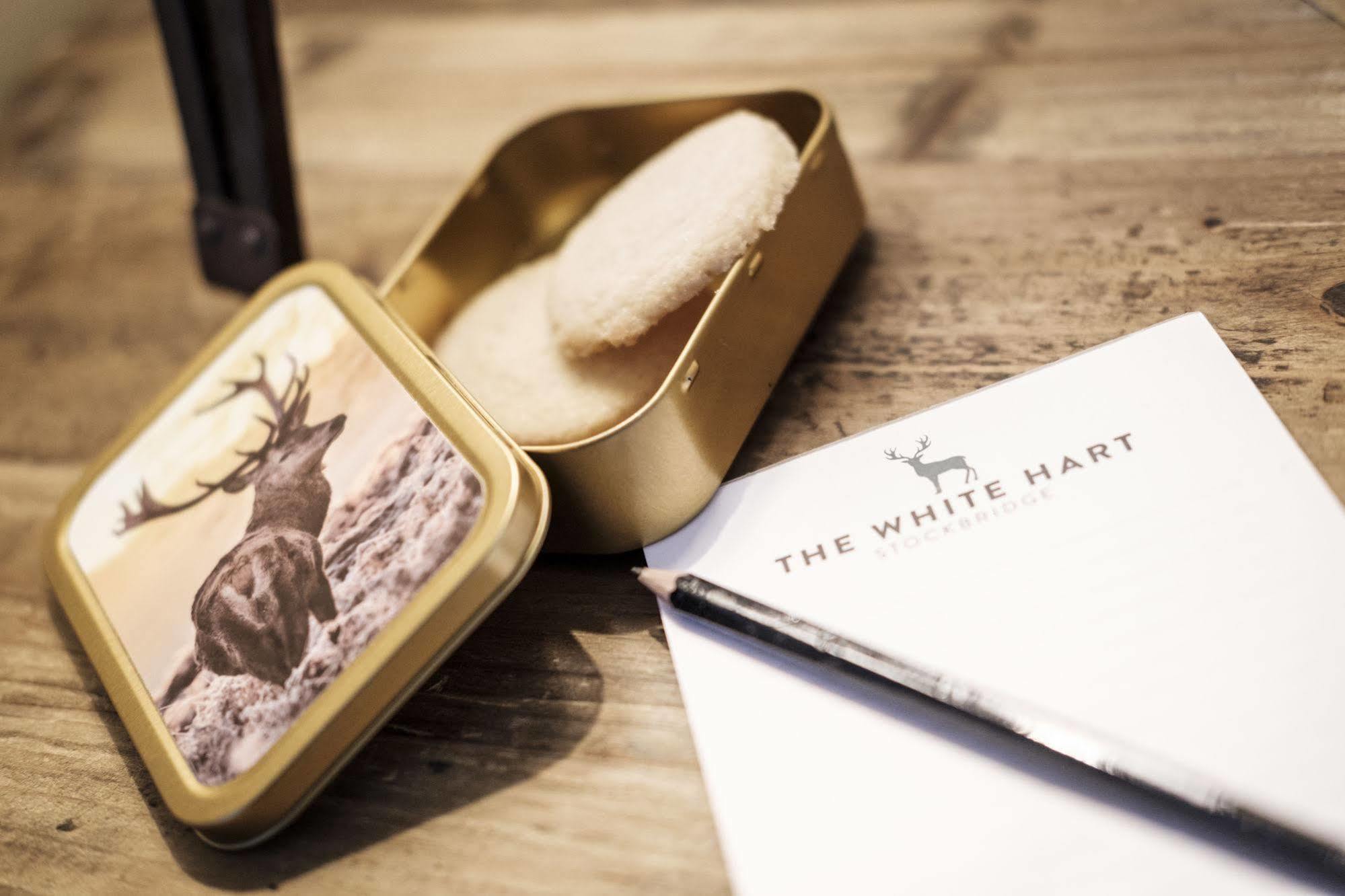 The White Hart Hotel Stockbridge  Bagian luar foto